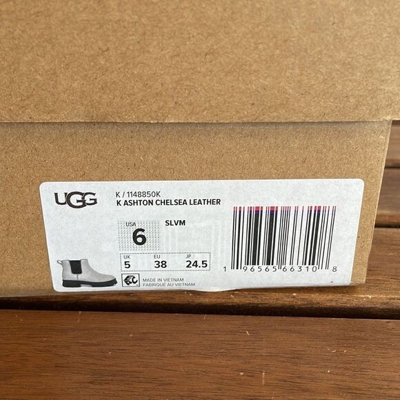 UGG Kids' Ashton Chelsea Leather Boots Silver USA Big Kid 6Y/UK5/EU38(BOX CRUSH) - Picture 13 of 15